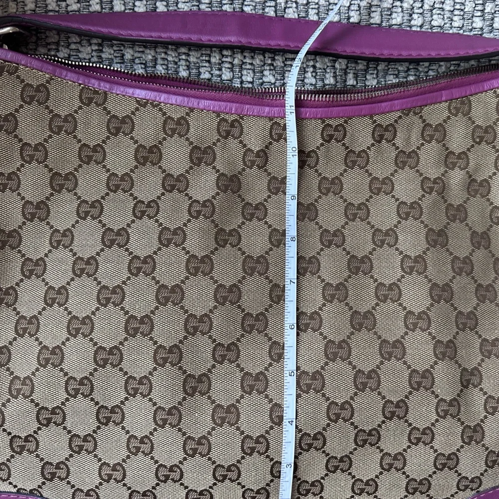 Authentic Gucci Large Bree Hobo Bag in GG Canvas - Picture 12 of 15